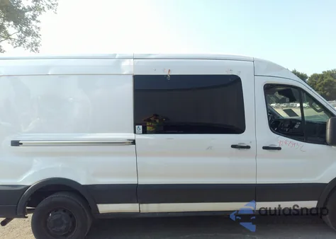 2020 Ford Transit-250 z USA, uszkodzony, nr VIN 1FTBR1C89LKB03111